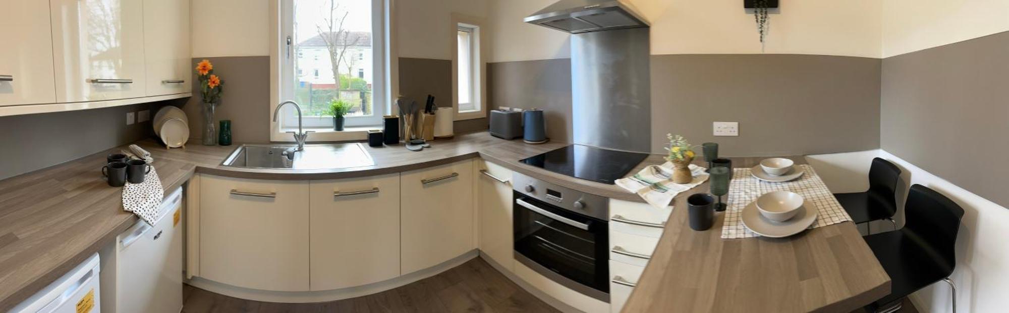 Glasgow Modern Style Home , Separate Entrance Екстер'єр фото