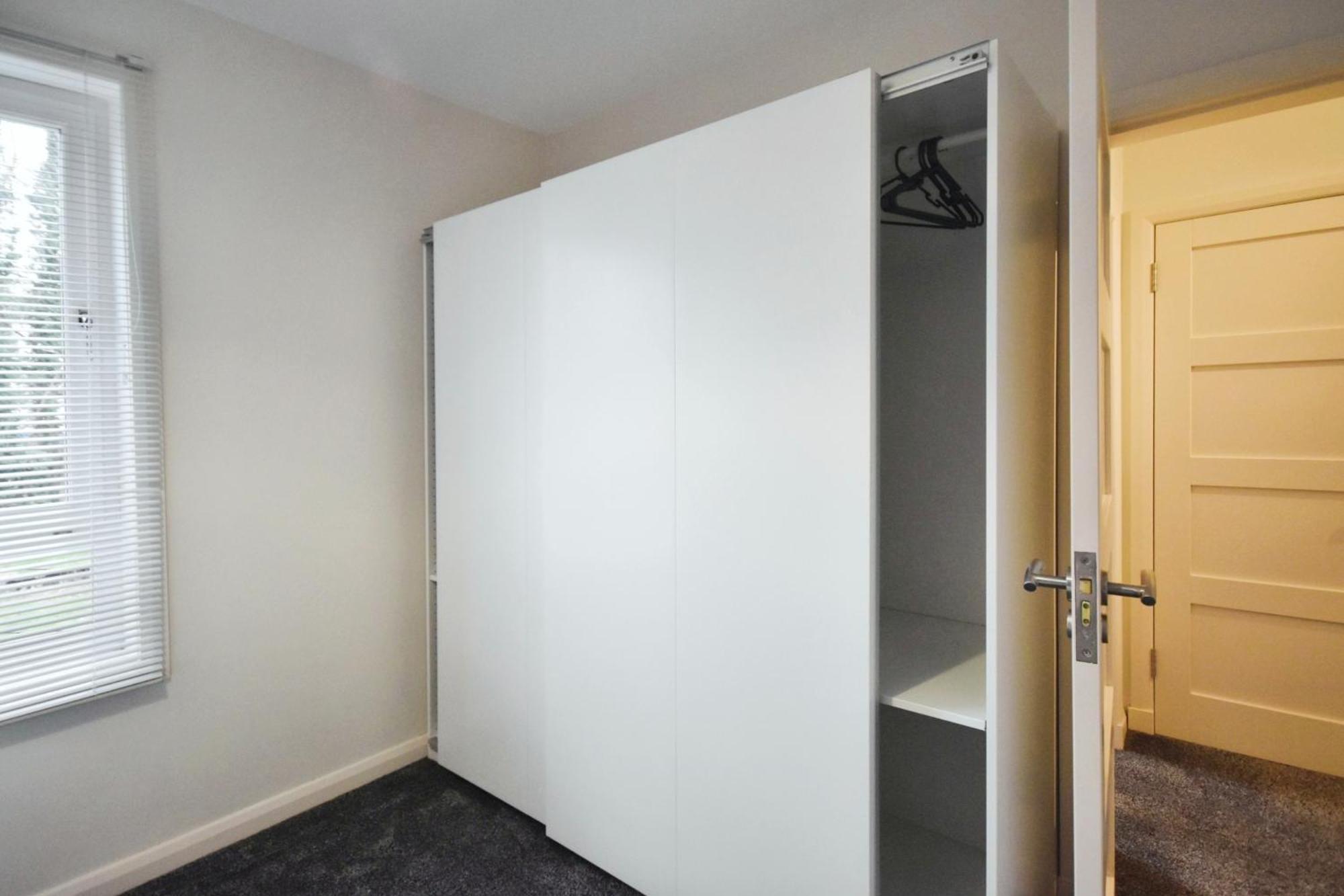 Glasgow Modern Style Home , Separate Entrance Екстер'єр фото